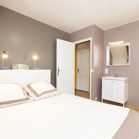 Quercynois Authentique 9p Holiday home Thegra