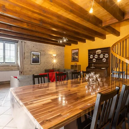 Quercynois Authentique 9p Feriehus