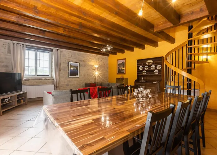 Quercynois Authentique 9p Сasa de vacaciones